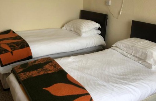 Linslade Hotel | The Hunt Lodge