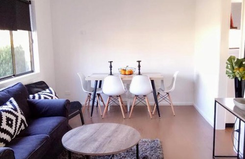 Huskisson House | The Husky House or Little Husky Studio Suite