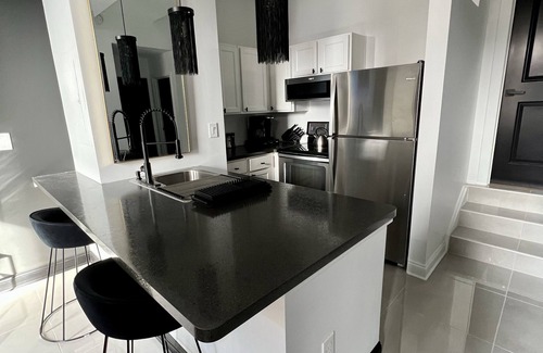 Gateway District Condo | The ICON: Downtown Luxury in CLE