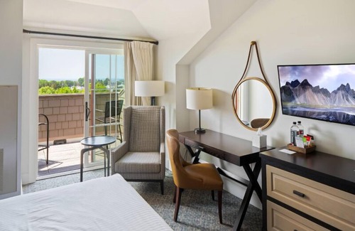 Stevensville Hotel | The Inn at Chesapeake Bay Beach Club