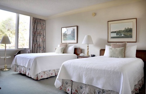 Houndslake Hotel | The Inn at Houndslake