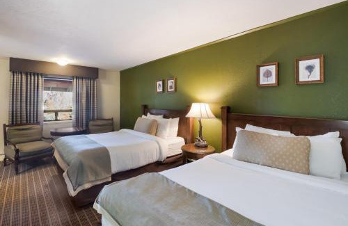Gunnison Hotel | The Inn at Tomichi Village