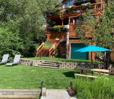 Bigfork House | THE INN Bigfork Bay