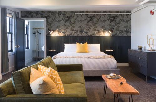 Portsmouth Apartment | THE INN DOWNTOWN - Portsmouth, NH