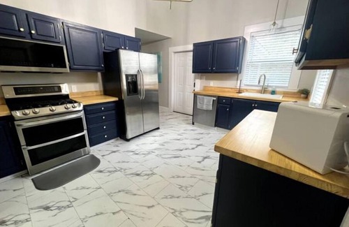 Bogalusa House | The Isabella - Beautifully Revived Historic House - 2 blocks from the IP Mill