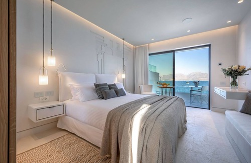 Almyros House | The Island Concept