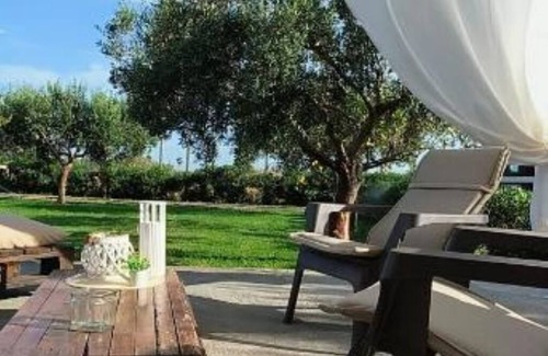 Portopalo di Capo Passero Apartment | The court of the olive trees