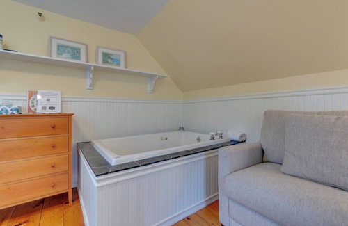 Freeport Bed & Breakfast | The James Place Inn B&B