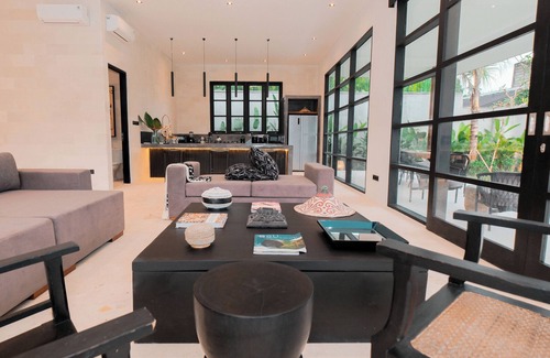 Kedewatan Villa | The Jangala Luxury Retreat Ubud-Villa Pura