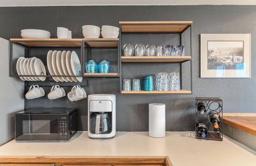 Bolton Apartment | The Jessica