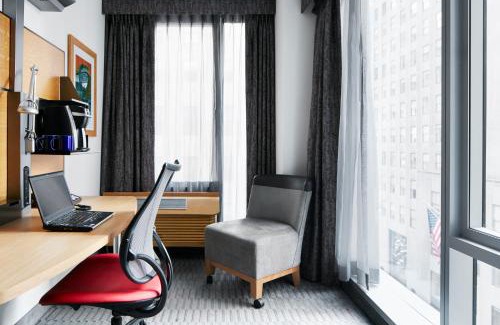 Central New York City Hotel | The Jewel Hotel, New York