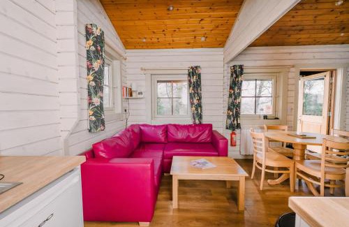 Redmire Cabin | The Jonas Centre