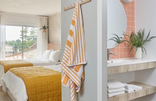 Sauble Beach Hotel | The June Motel, Sauble Beach