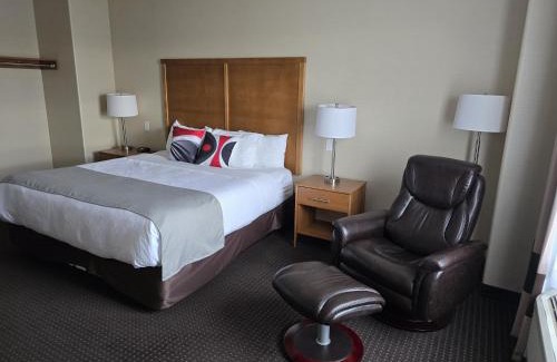 Bonnyville Hotel | The Kanata Bonnyville
