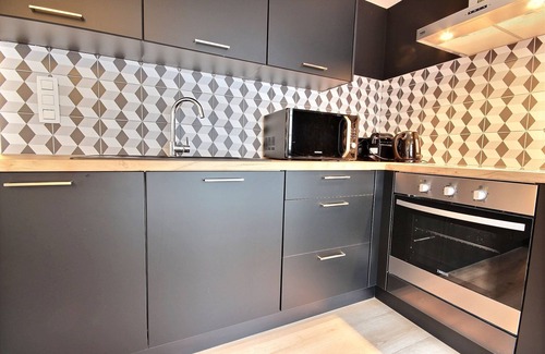 Saint-Laurent Apartment | The KAT105 - 3 bedrooms