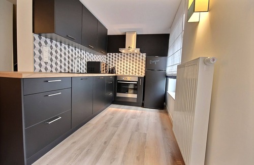 Saint-Laurent Apartment | The KAT105 - 3 bedrooms