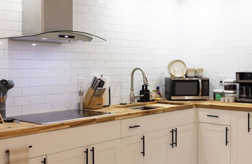 Gainesville Apartment | The Key Reno'd Historic 1BD! 1 Mile to UF & DT