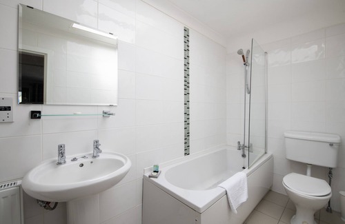 Bailleston Hotel | The Kirkhouse Inn