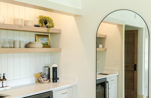 Kerrs Creek Cottage | The Knox Cottage - Luxury Farm Stay