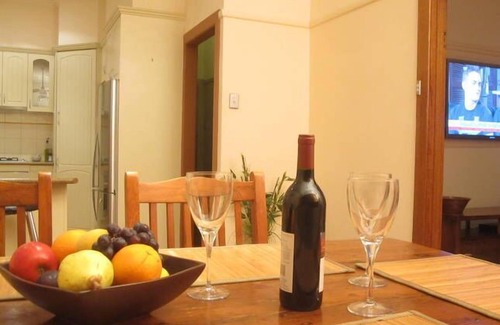 Bendigo House | The Lake House - Wifi- no add on costs