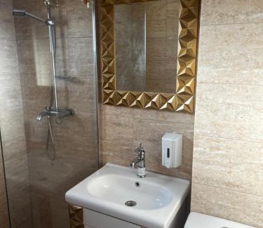 Snagov House | The Lakehouse Snagov Near Therme