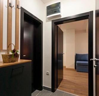 Varosh Apartment | The Lakeside Haven