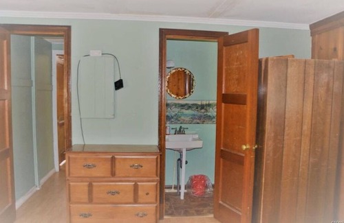 Brier Hill Cabin | The Lakeside Lodge
