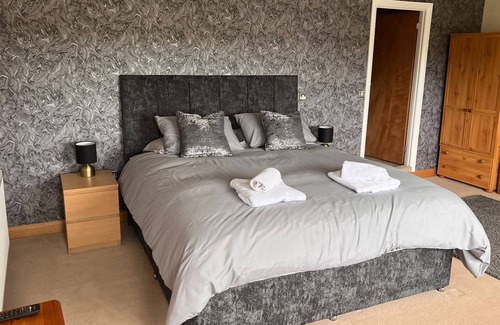Rhos Bed & Breakfast | The Lamb of Rhos