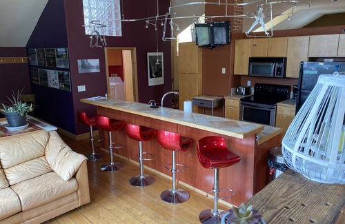 Lansing House | The Lansing Loft