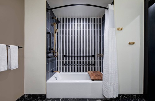 Downtown Hotel | The Lasalle Hotel, Bryan College Station, A Tribute Portfolio Hotel