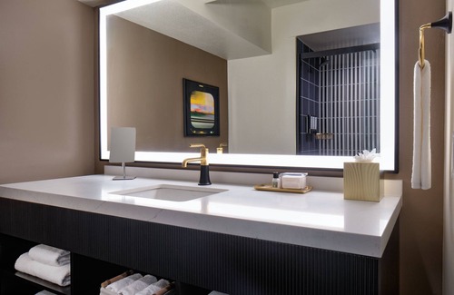 Downtown Hotel | The Lasalle Hotel, Bryan College Station, A Tribute Portfolio Hotel