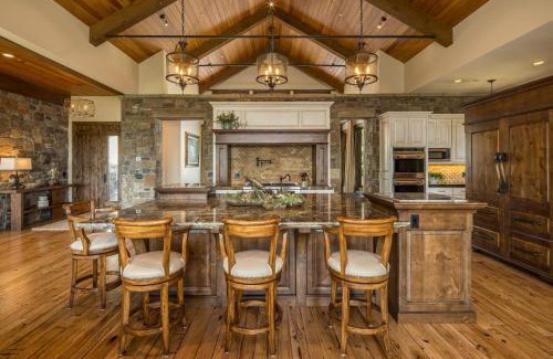 Spanish Peaks House | The Last Best Chalet