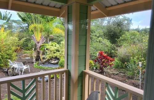 Keaau Apartment | The Laughing Gecko-Cozy Hawaiian Hideaway!