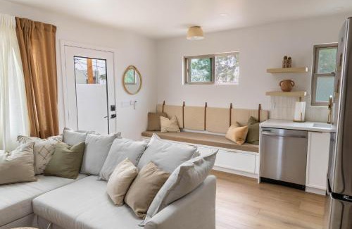 North Park Apartment | The Laurel Loft