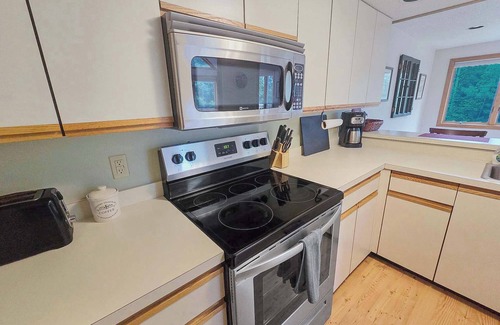 Thornton Condo | The Laurel Lookout NH