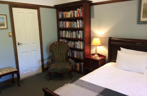 Barrengarry Bed & Breakfast | The Laurels B&B