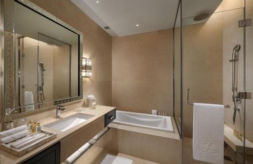 Gandhinagar Hotel | The Leela Gandhinagar