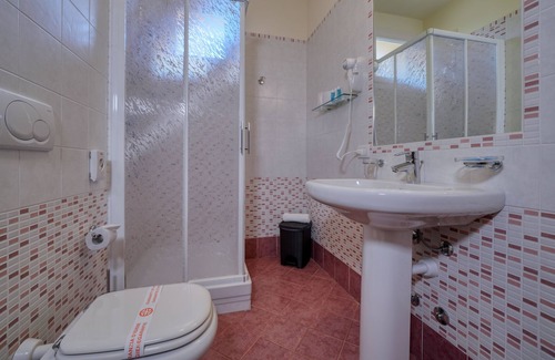 Lazise House | The Lighthouse Rooms