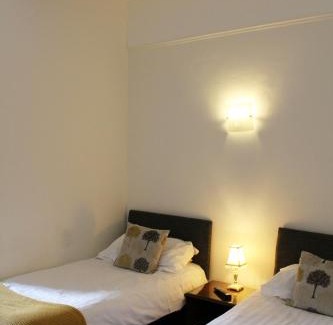 Buckden Hotel | The Lion Hotel