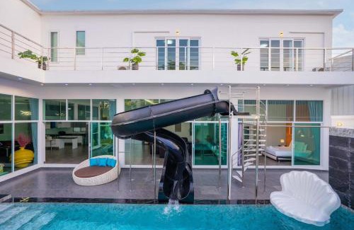 Huai Yai Villa | THE LION KING Luxury PoolVilla Pattaya Ocean Yacht Club 8 Bedrooms
