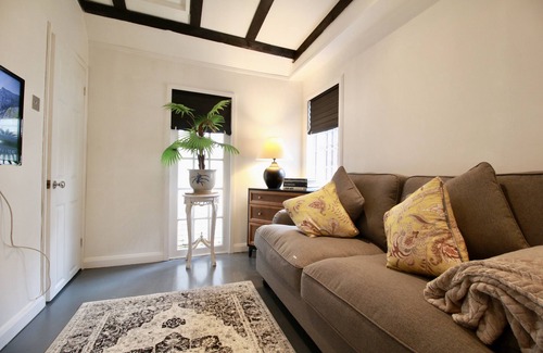 Seaford Cottage | The Little cottage Seaford