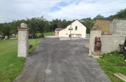Mawr House | The Little cow shed