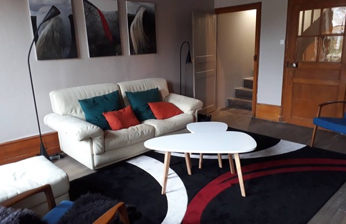 Cemboing House | The little fassier house