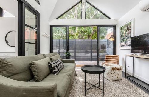 Prahran Apartment | The Little Sage - A Lodge-style Urban Retreat