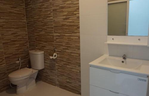Tha Wang Thong House | The Living - Holiday Home Phayao