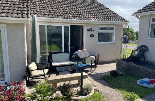 Oxwich House | The Lobster Pot