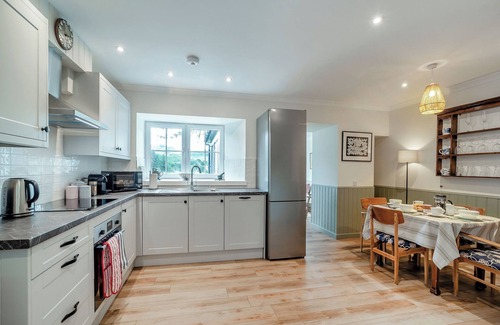 Isle of Seil Cottage | The location sits beside the Atlantic bridge, offering uninterrupted sea views.