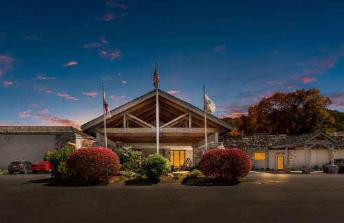 Banner Elk Hotel | The Lodge at Banner Elk