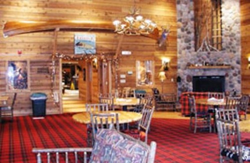 Siren Hotel | The Lodge at Crooked Lake