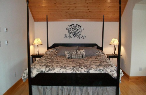 Trout Creek Bed & Breakfast | The Lodge at Trout Creek Bed and Breakfast